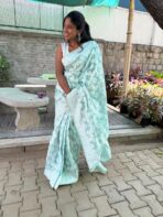 Ivory silk (saree) - SY007