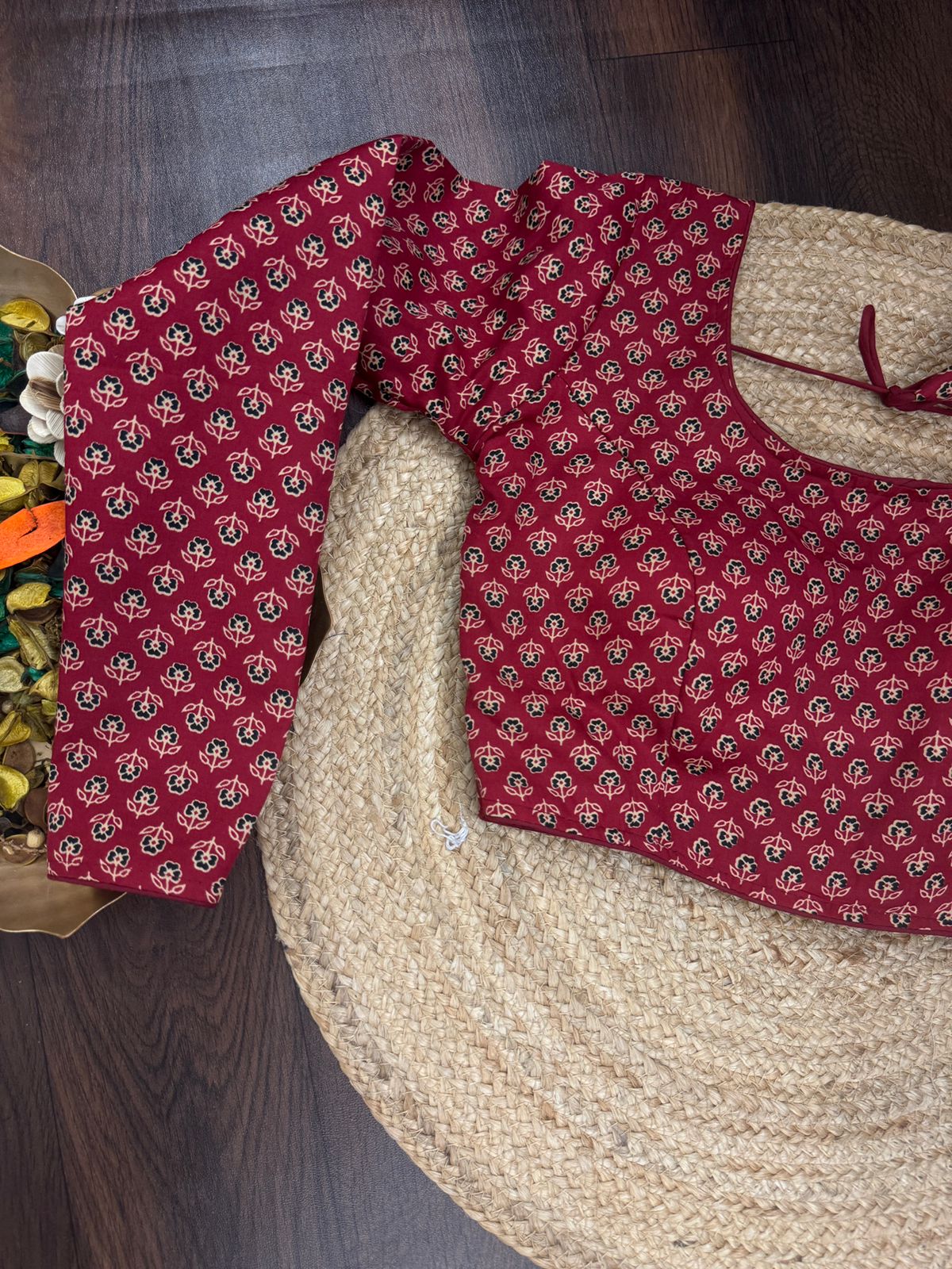 IMG-20241209-WA0021-1.jpg Sirpi (Blouse) - Cherry red - Image 1