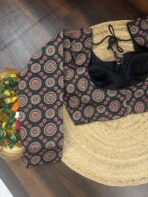 Sirpi (Blouse) - Black - Image 2