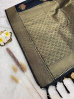 Kaariga - Black - Image 4