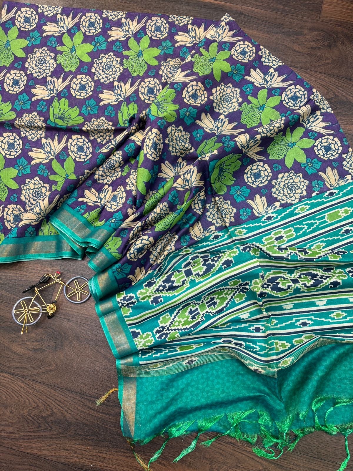 fbcebfc6-dd60-4b02-bd2f-42e71cb4fab7-1.jpeg Malar - SY004 - Image 1