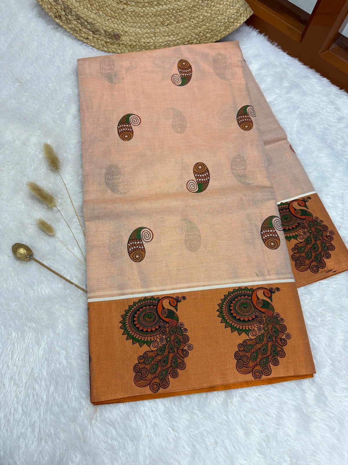 8eb37033-ea25-4216-a229-74d17db51dff Kerala style tissue silk saree - 002 - Image 1