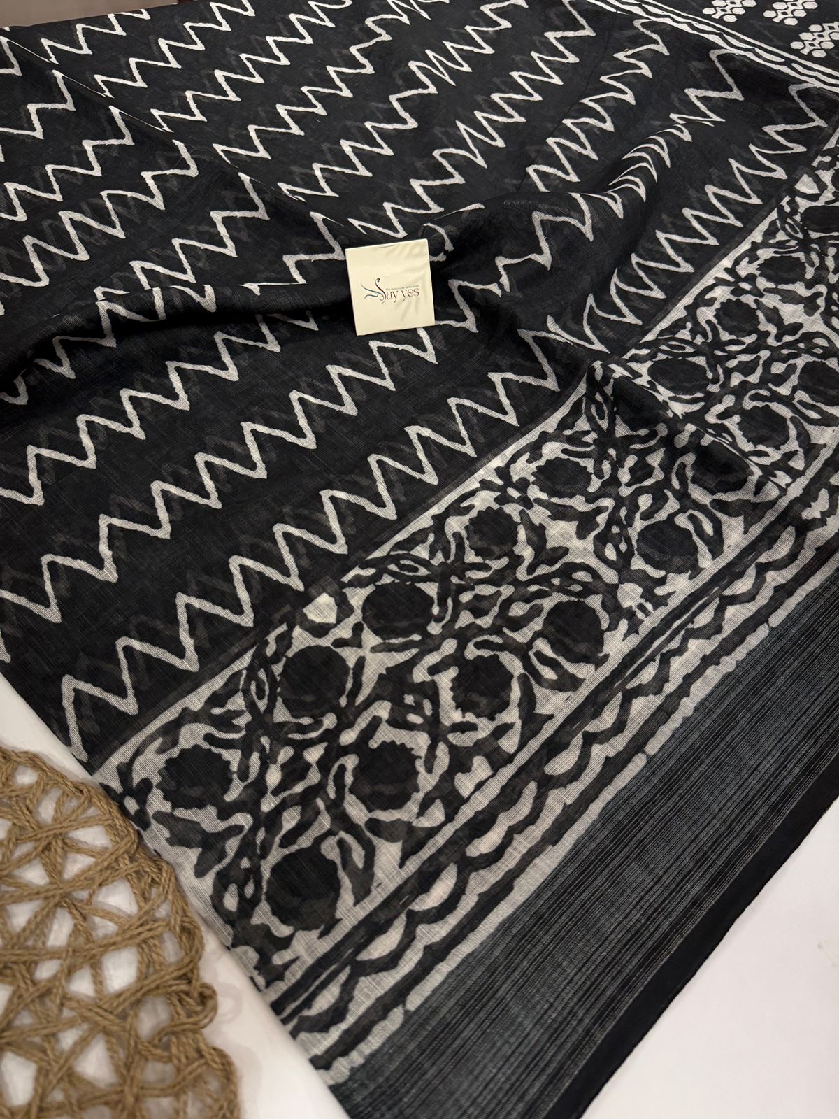 b0ae793e-dd7f-4fc7-96fd-ed6f5f5bd45b Adlyn (Block printed Linen) - SY002 - Image 1