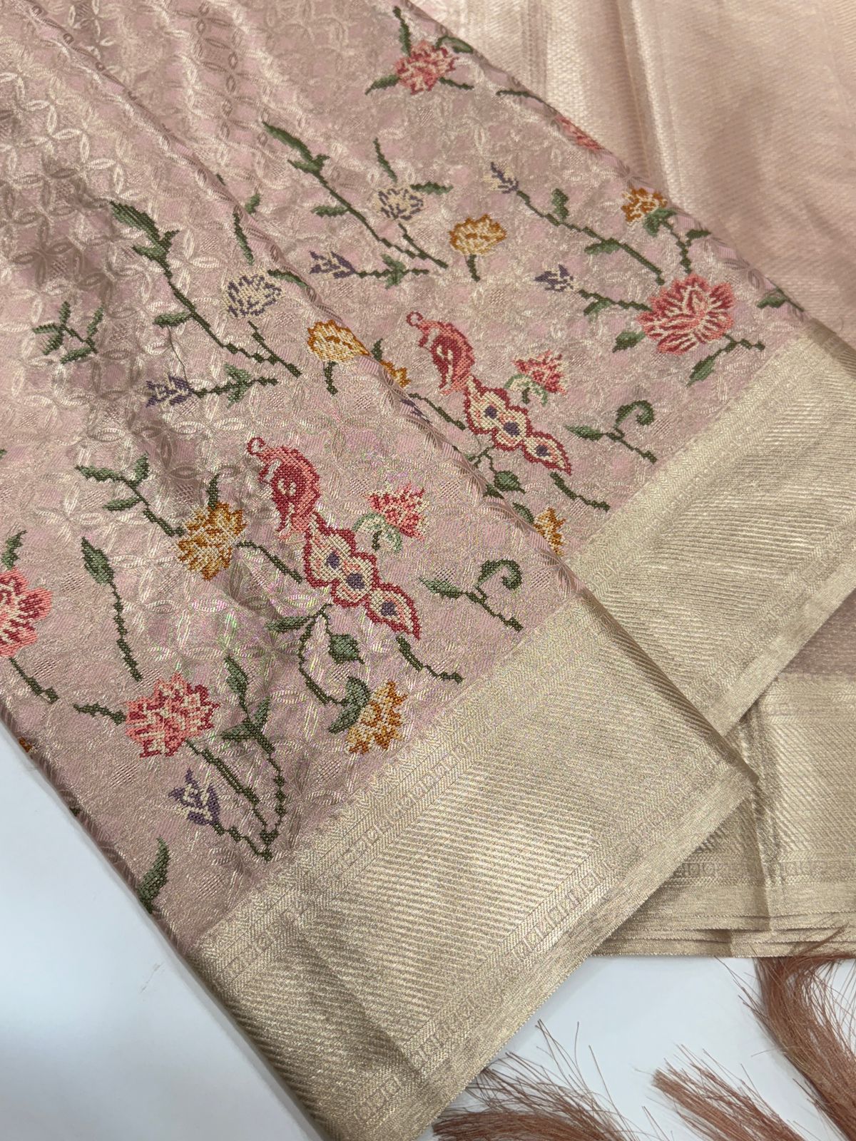 IMG-20250923-WA0019 Iyla (Jaquard woven silk) - Baby pink - Image 1