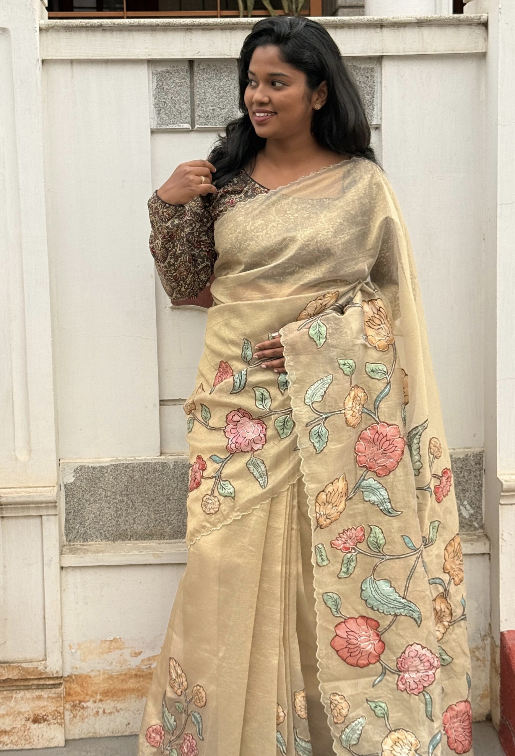 2d0601a6-a231-41a9-ba00-48cfcba65de1 Amudhini (Appliqué tissue) - Muted gold - Image 1