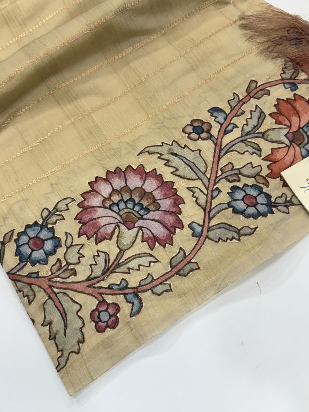 9dc4f130-5f19-4ee8-bdb6-eee618f36aee Varna Jaalam (Appliquéd Tussar) - Pastel yellow - Image 1