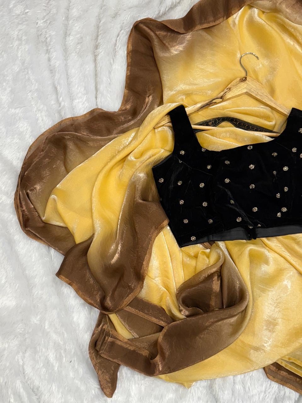 ae88fc72-07da-4f6e-bbcc-6d0935fce4b4 Aura (Dual tone space silk) - Marigold - Image 1